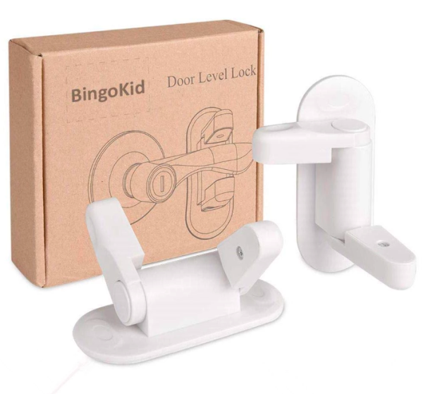 Універсальний дитячий замок – засувка блокатор ручок BingoKid Door Lever Lock ∙ Захист дітей від відкривання дверей та вікон