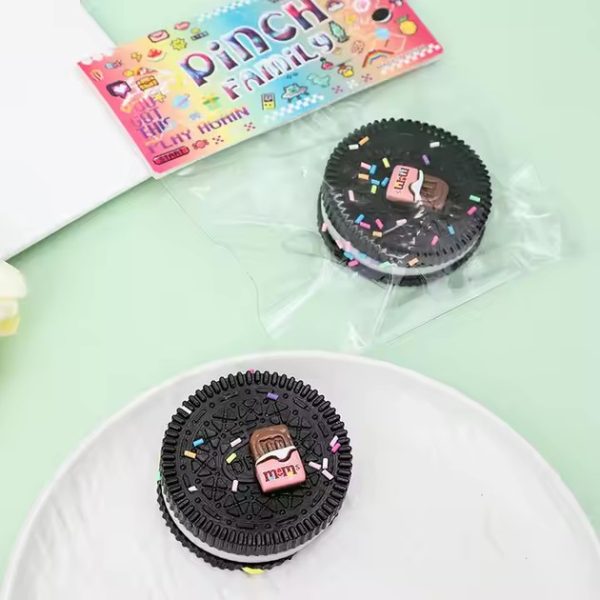 57289571194078_-9c405a18a1 Антистрес іграшка Oreo Squish · Cквіш ОРЕО з присипкою та M&M's
