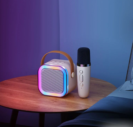 detskyi-nabor-karaoke-besprovodnoi-mykrofon-kolonka-rgb-podsvetka-bluetooth-94457018191550_-7d76967dfe Дитячий набір Караоке Бездротовий мікрофон + Колонка Bluetooth