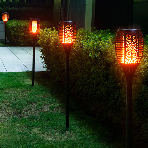fonar-sadovyi-na-solnechnoi-bataree-led-svetylnyk-v-forme-fakela-s-klassom-zashchyty-ip65-lampa-sadovaia-80-sm-87023354456121_-8cb3979a3e Ліхтар садовий на сонячній батареї Solar flame, 60 см · LED світильник у формі факела з класом захисту IP65