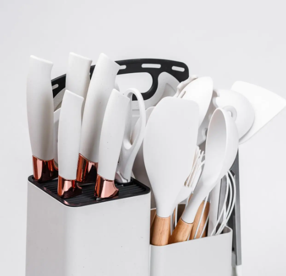 Кухонний набір ножів та аксесуарів Kitchenware Set, 20 предметів ∙ Інструменти для кухні з підставкою та обробною дошкою