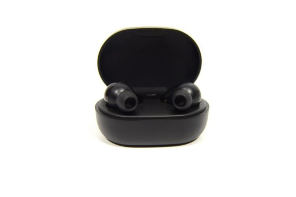 naushniki-besprovodnye-sensornye-redmi-airdots-pro-lcd-high-copy-77780138298260_-a5212d98cd Бездротові сенсорні навушники Redmi AirDots в зарядному кейсі