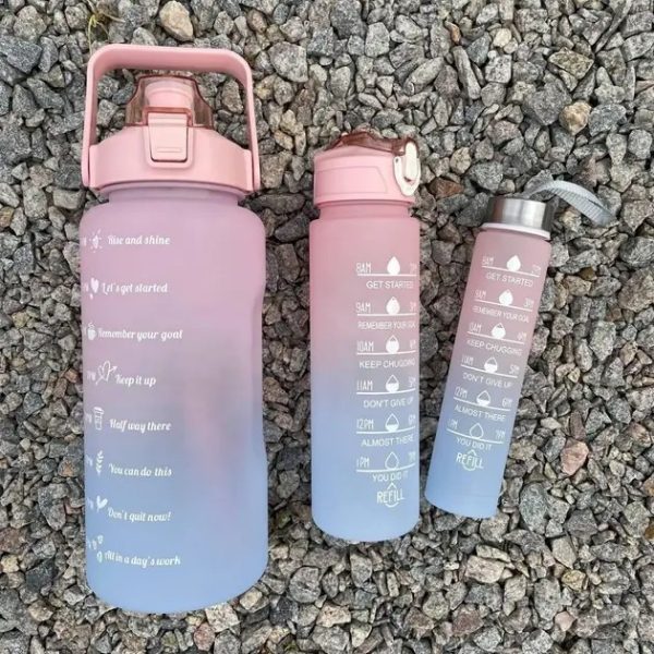 Спортивні пляшки для води 3 в 1 · Комплект пляшок для спорту та відпочинку (2л, 900 мл, 500 мл)