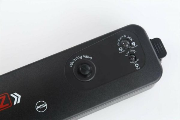 vakuumnyy-upakovshchik-bytovoy-vakuumator-produktov-vacuum-sealer-zkfk-001-14499164985497_-3681e6aee2 Побутовий вакууматор Vacuum Sealer ZKFK-001 Вакуумний пакувальник продуктів